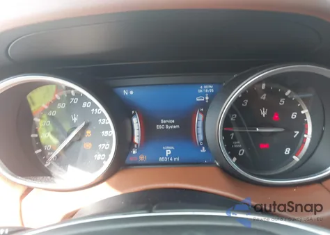 2019 Maserati Levante Granlusso из США, поврежденный, VIN ZN661XUL7KX323586